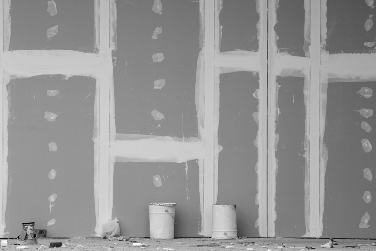 Montage cloison placo avec porte coulissante, Annecy, DAP Construction